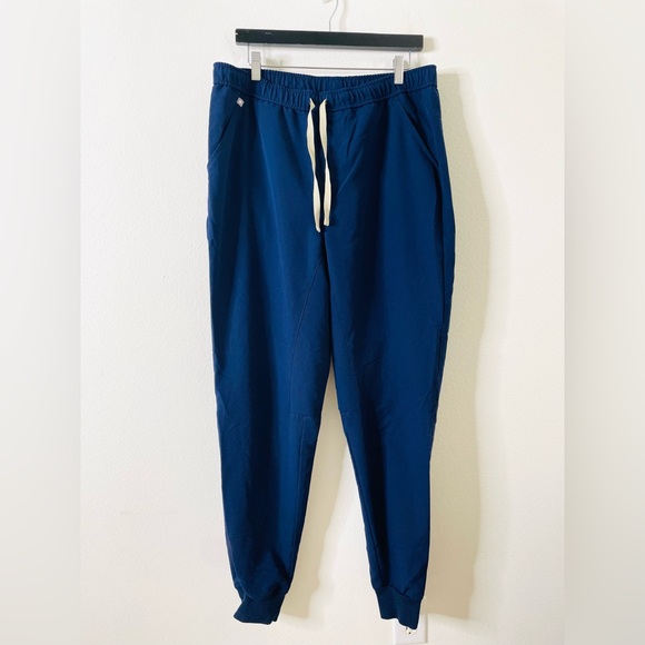 Figs‎ Technical Collection Scrubs Joggers - Picture 1 of 4